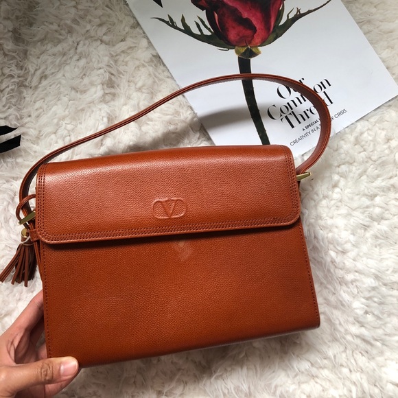 ❌ SOLD VALENTINO - Picture 3 of 11